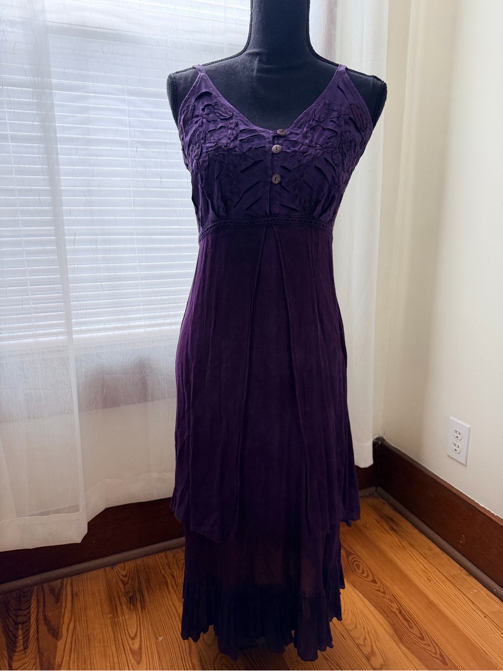 Sleeveless Purple Maxi Dress with Textured Bodice